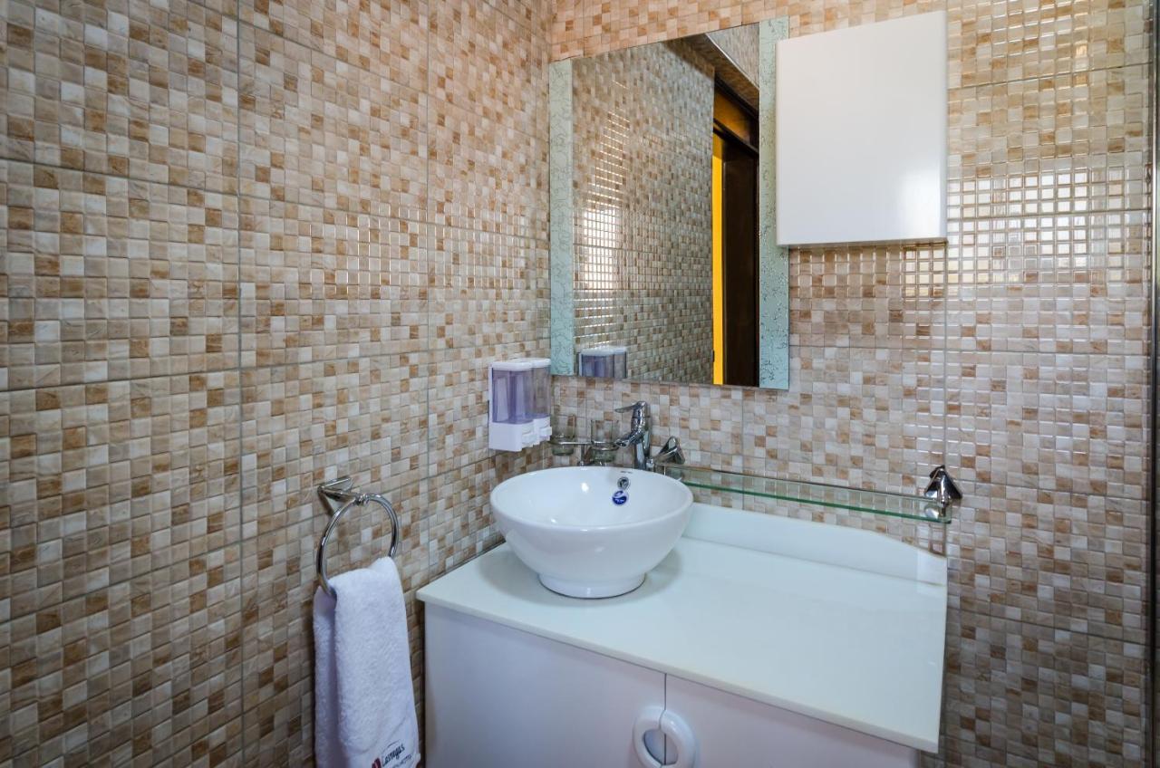 Las Vegas Garden Hotel Kampala Ngoại thất bức ảnh