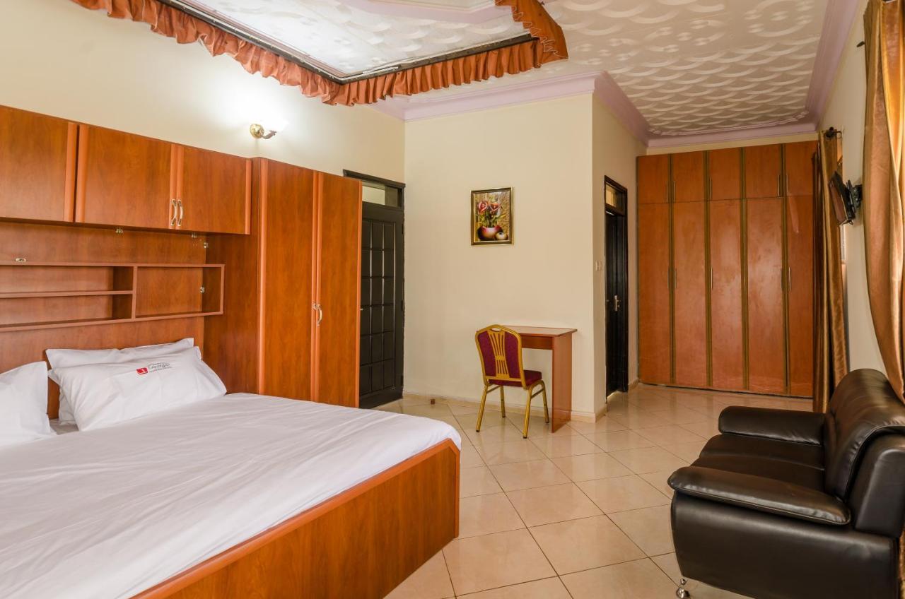 Las Vegas Garden Hotel Kampala Ngoại thất bức ảnh
