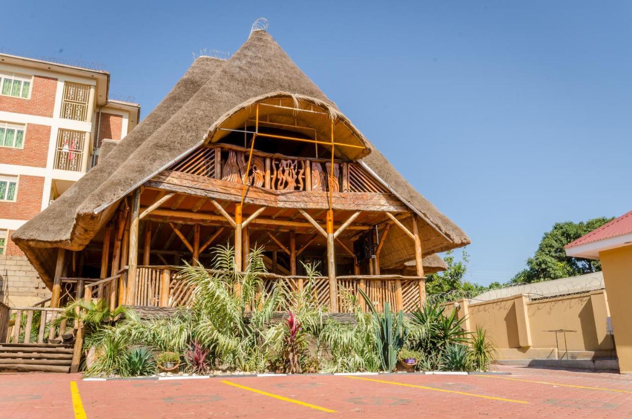 Las Vegas Garden Hotel Kampala Ngoại thất bức ảnh